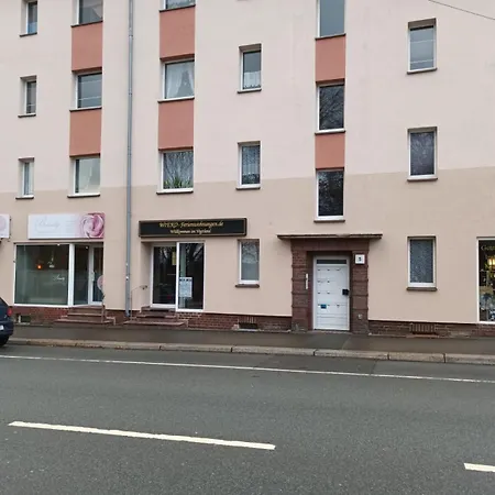 Апартаменты Wieko Leibnizstr. H3, 3.og Links Плауэн